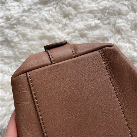 Givenchy Bag  🎄 - Picture 9 of 17